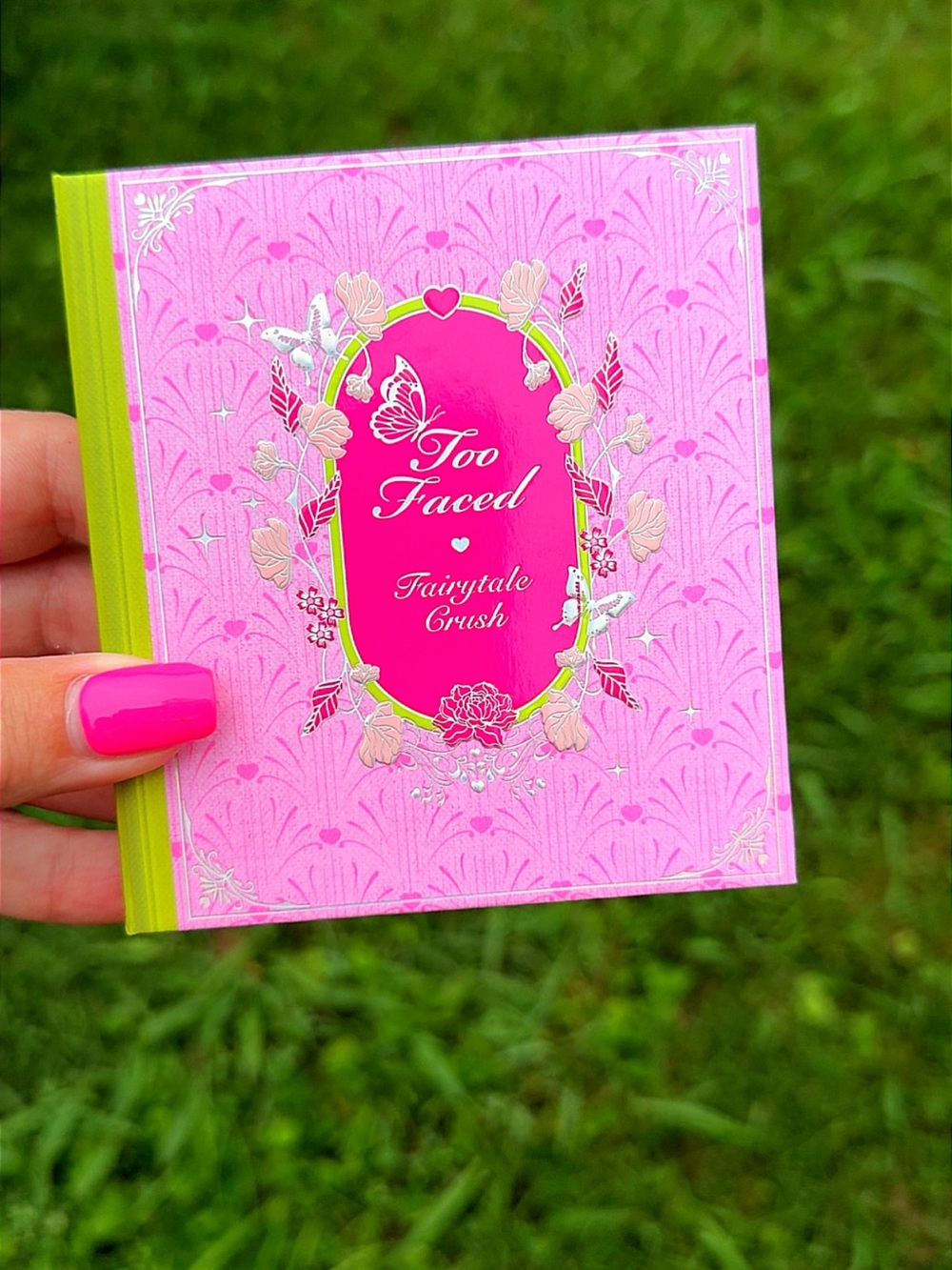 Too Faced Fairytale Crush Eyeshadow Palette - Pink